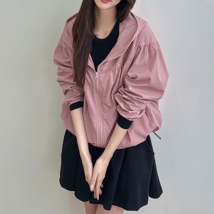 메이징 여성용 루즈핏 A라인 하이넥 후드 바람막이 점퍼 메이징 여성용 루즈핏 A라인 하이넥 후드 바람막이 점퍼