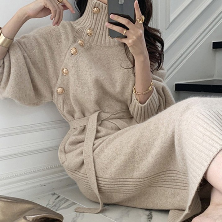 위드기프트 럭셔리 금장버튼 하이넥원피스