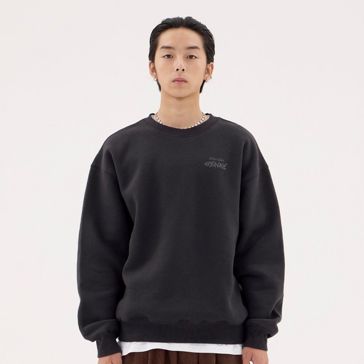 어반에이지 남녀공용 DESIGN STUDIO 로고 오버핏 맨투맨