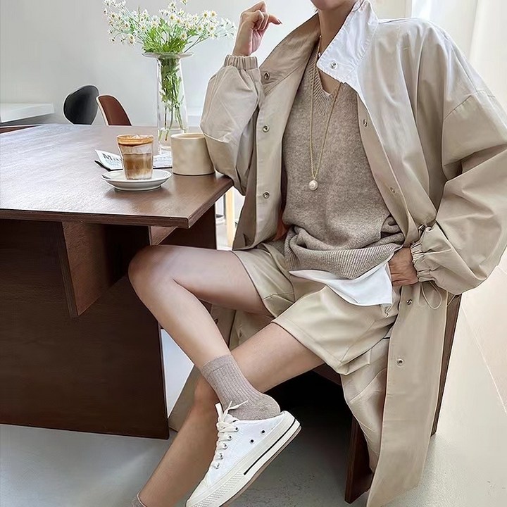 우아글로벌 허리스트링 간절기 롱 야상점퍼