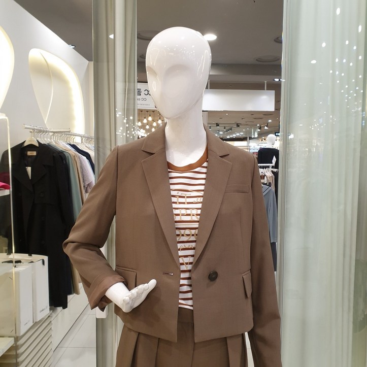 씨씨콜렉트 E223MSF114 셋업 뒷단추 크롭자켓