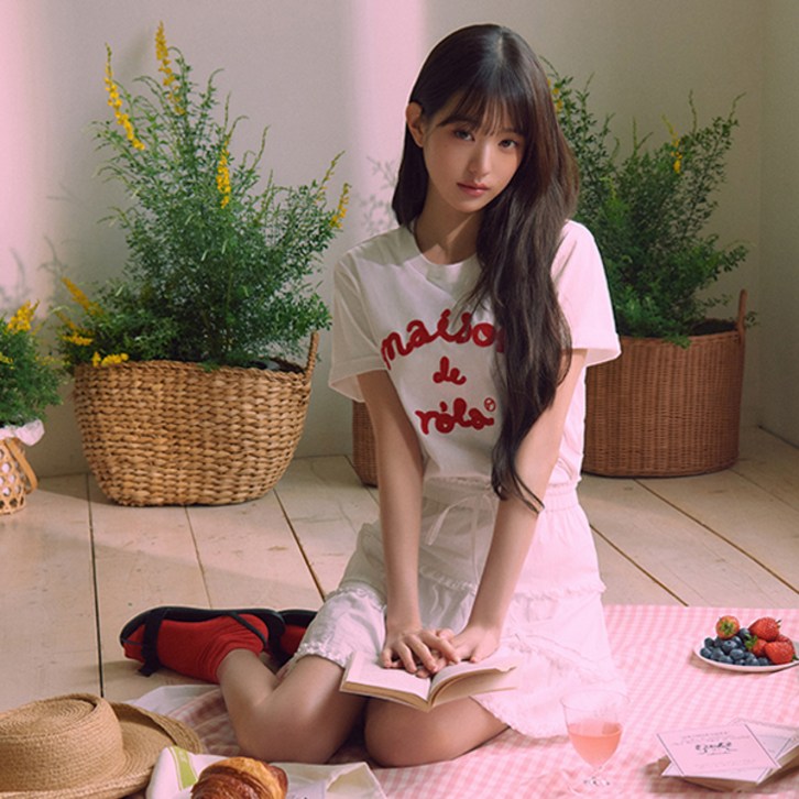 로라로라 여성용 MAISON DE ROLA EMBROIDERY 티셔츠 로라로라 여성용 MAISON DE ROLA EMBROIDERY 티셔츠