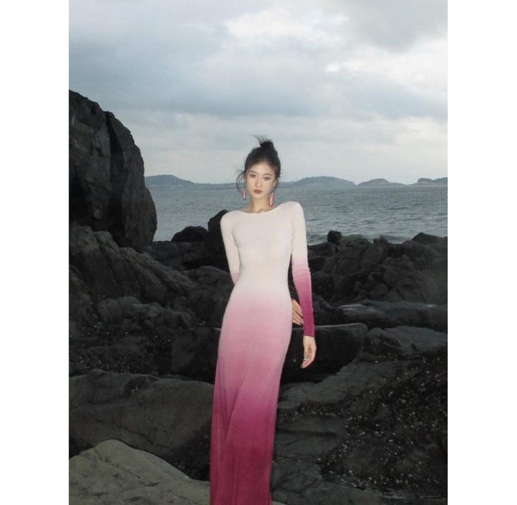 해피유통 여성 나염 그러데이션  고급 뒤판 펀칭 롱스커트jhzhq