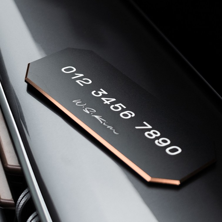 발키리스 풀메탈 주차번호판 듀얼 레이저 각인 고급 자동차 주차알림판 벤츠 BMW 제네시스, 01. 1개 단품 각인 유 발키리스 풀메탈 주차번호판 듀얼 레이저 각인 고급 자동차 주차알림판 벤츠 BMW 제네시스, 01. 1개 단품 각인 유